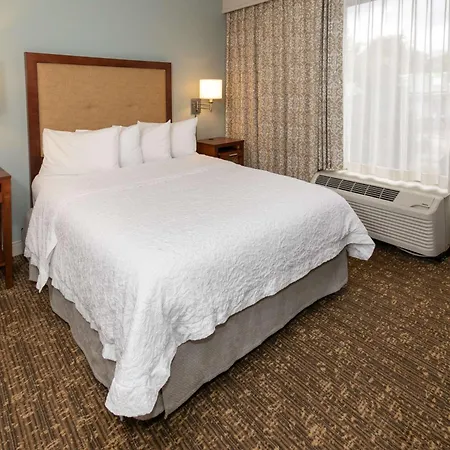 Hampton & Nashville-green Hills Hotel