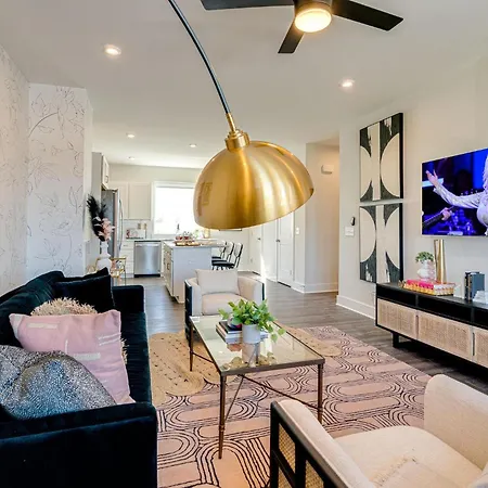 - 5629 Lenox Ave 3*