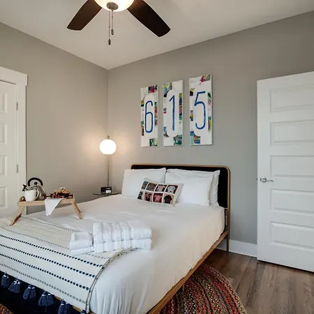 - 4405 Kentucky Ave Unit 402