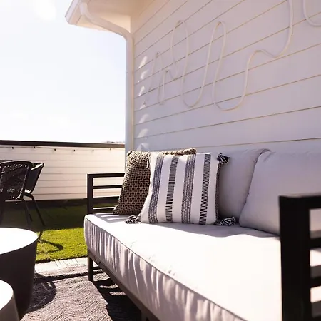 Holiday home - 234 Oceola Ave