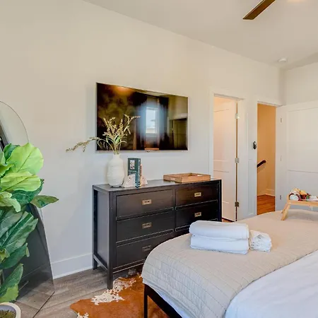 Holiday home - 5629 & 5631 Lenox Ave - Combo Nashville
