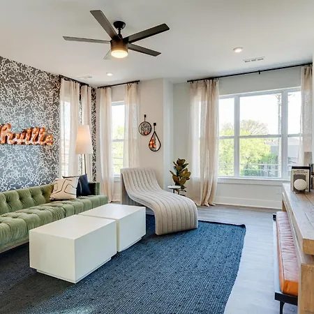 Holiday home - 5623, 5625, 5627 & 5629 Lenox Ave - 4 Combo *