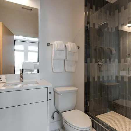 - 1106 Buchanan St Unit B Holiday home Nashville
