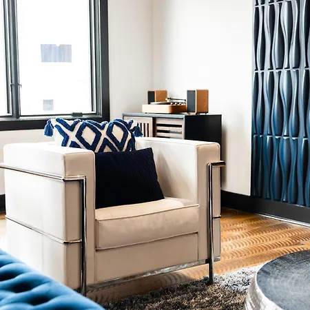 Holiday home Blues - Walk To Gulch - Rooftop Views Of Downtown *