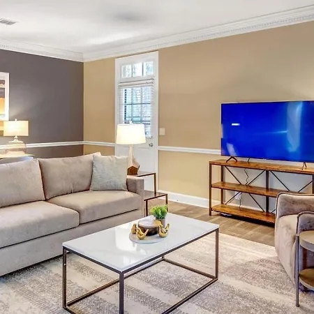 Apartment Landing Modern With Amazing Amenities *
