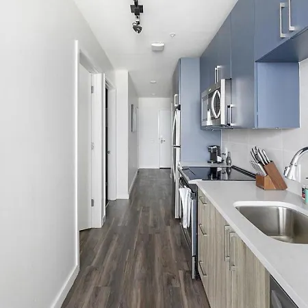 Landing Modern With Amazing Amenities Nashville
