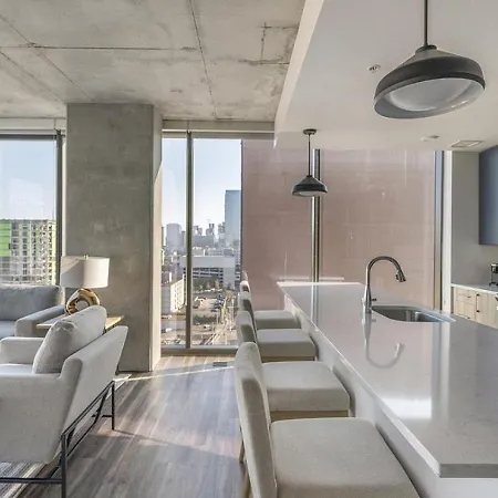 Landing - Modern With Amazing Amenities *