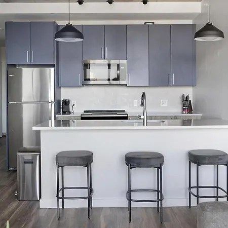 Landing - Modern With Amazing Amenities Apartment *