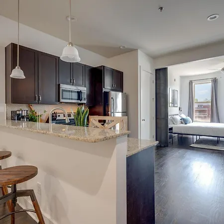 Lofts At 30th - Urban Cityscape - Mins To Broadway