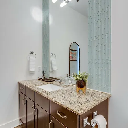 Holiday home Lofts At 30th - Rustic Music