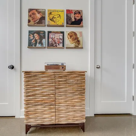 Holiday home Lofts At 30th - Rustic Music *