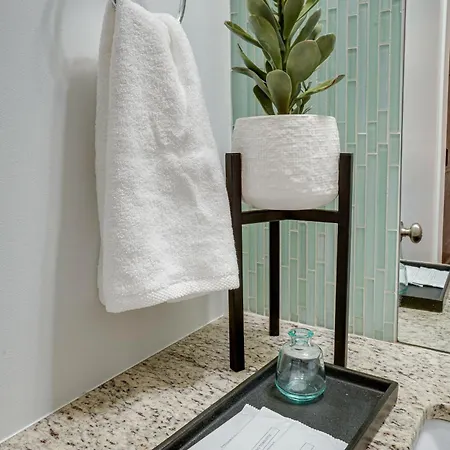 Lofts At 30th - Urban Getaway - 6 Mins To Broadway Holiday home Nashville
