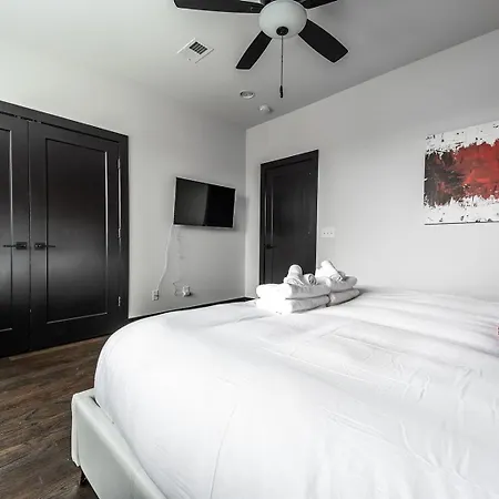 2 Designer Gulch Homes - Rooftop Hot Tub - Sleeps 24 *