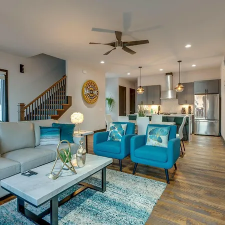2 Designer Gulch Homes - Rooftop Hot Tub - Sleeps 24 *