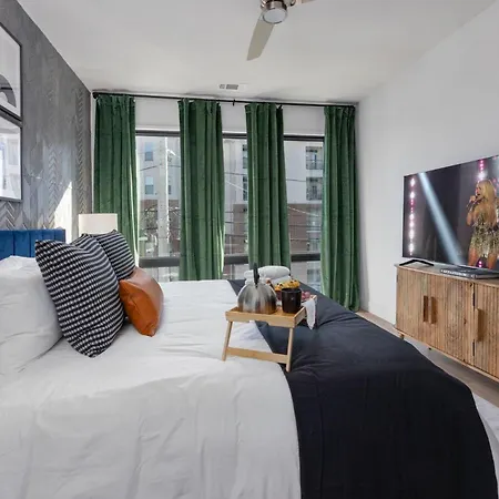 The Second Fiddle-odyssey-mins To Broadway Holiday home *