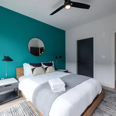 Hotel Plethora - Odyssey - Heart Of Midtown 4*