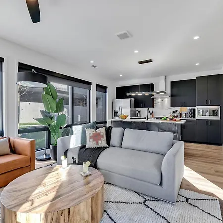 Tessera - 4 Side-by-side - Odyssey Nashville