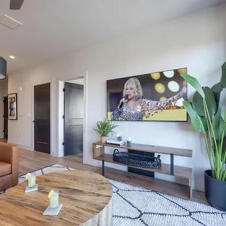 Americana-2 Side-by-side Units-west End * Nashville