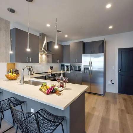 Cypress - Odyssey - Heart Of Midtown Holiday home *