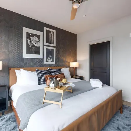 Paramount - Odyssey - Heart Of Midtown * Nashville