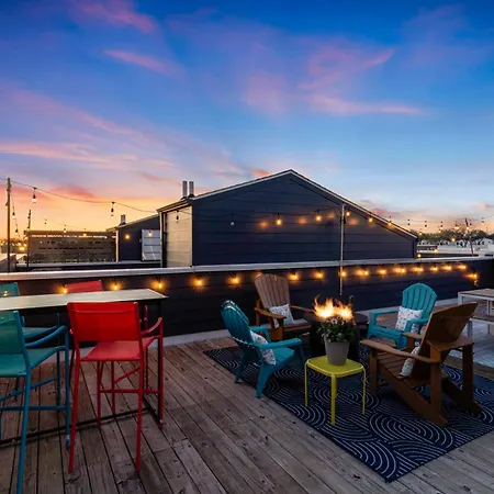 Holiday home Dolly Partyon - Downtown Views - Rooftop - Groups *