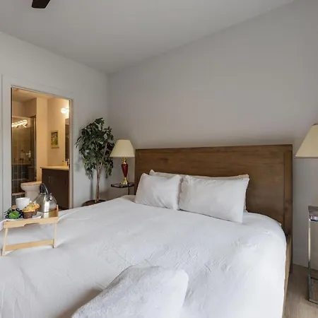 Holiday home Colossus-odyssey-2 Min Walk Vanderbilt *