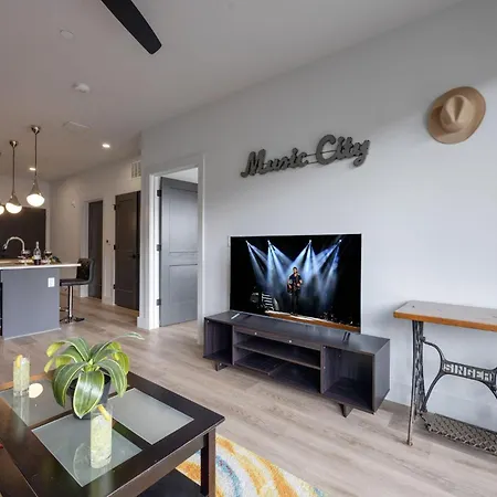 Kairos Chateau-odyssey-mins To Vanderbilt Holiday home Nashville
