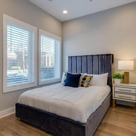 Triple Fret - 3 Townhomes - Rooftop Hot Tub *