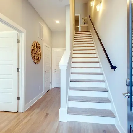 Holiday home Triple Fret - 3 Townhomes - Rooftop Hot Tub Nashville