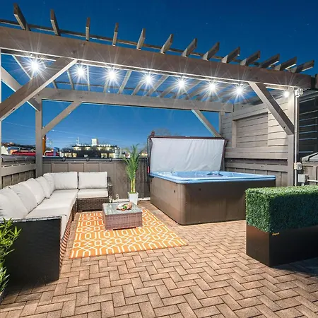 Fire & Ice - Two Midtown Homes - Rooftop Hot Tubs * Nashville