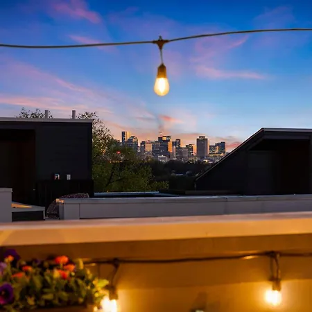 Dolly Partyon - Downtown Views - Rooftop - Groups Nashville