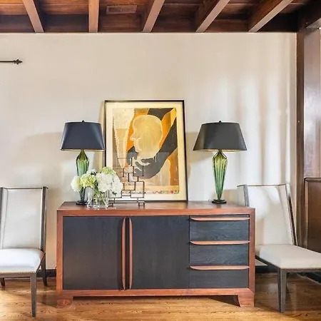 Holiday home Luxe Comfort In An Artistic & Historic Nashville