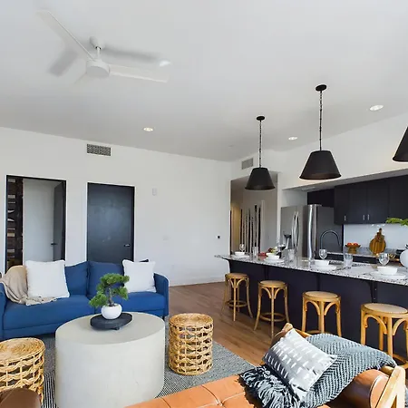 Foxy - 4 View Homes - 12 South *