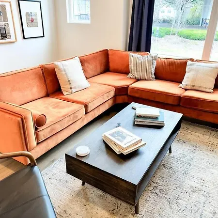 4br 4ba Gem Rooftop Sleeps 12 Holiday home Nashville