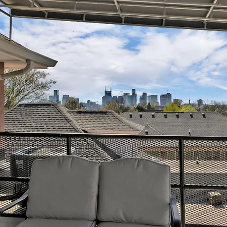 Nashvillas - 2 Side By Side Homes - Cityscape Views