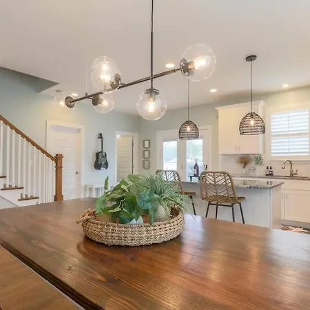 New Amazing 4br Suite* Hot Tub *2 Mi To Music Nashville