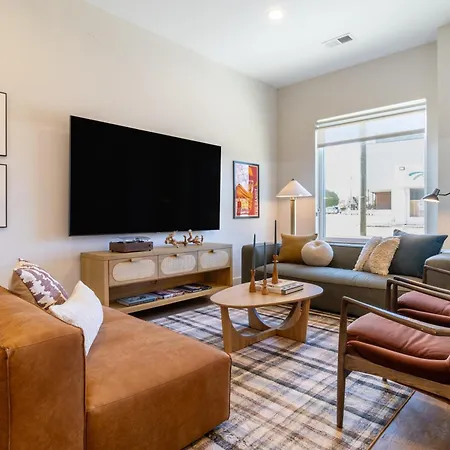 Conway A105 - Avantstay Private Balcony In The Heart Of Downtown Apartment