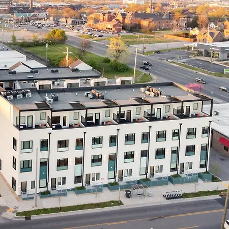 Conway A105 - Avantstay Private Balcony In The Heart Of Downtown Apartment *