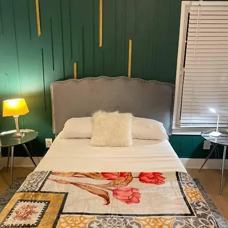 Music City Farm House *