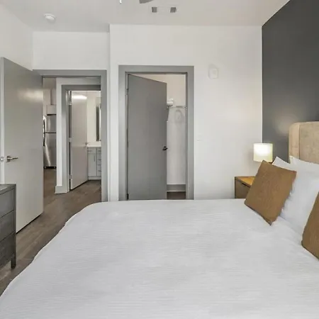 Landing - Modern With Amazing Amenities * Nashville