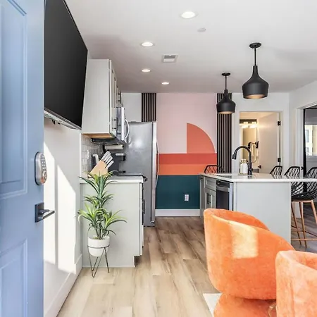 Apartment Walk To Hillsboro Village, Close To Vanderbilt, 3 Miles To Downtown