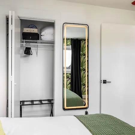 Retreat With Patio & Free Parking, By Vanderbilt Apartment