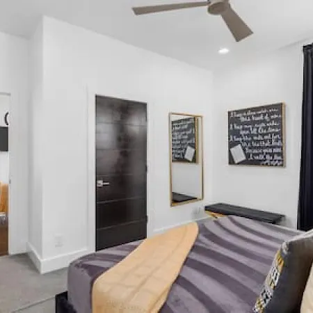 In The Heart Of 12 South & Belmont, 3 Miles To Downtown