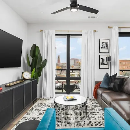 Apartment Premium With Huge Patio Near Vanderbilt & Downtown Nashville