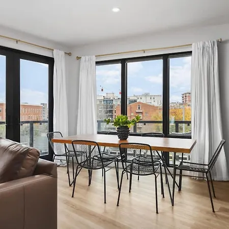 Premium With Huge Patio Near Vanderbilt & Downtown *