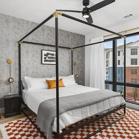 Premium With Huge Patio Near Vanderbilt & Downtown * Nashville