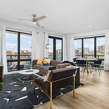Luxury With Huge Patio, Near Vanderbilt & Downtown * Nashville