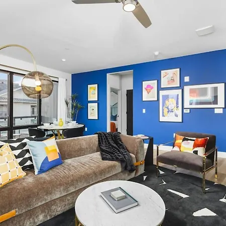 Apartment Luxury With Huge Patio, Near Vanderbilt & Downtown *