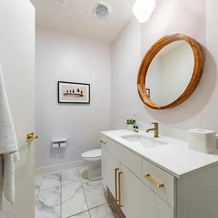 Holiday home Outrider Buyout- 3 Units By Avantstay Sleeps 30 *