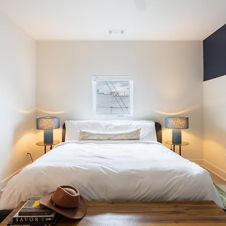 Outrider Buyout- 3 Units By Avantstay Sleeps 30